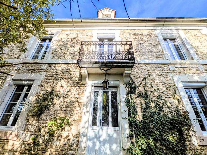 Vente Maison Savignac-les-Églises 24420 8 pièces - 149 m²