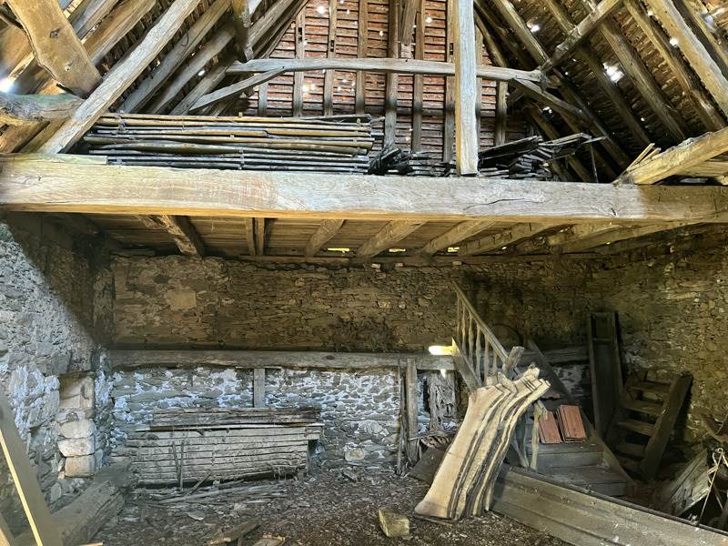 Vente Grange GENIS - 1 pièce -253 m² - (24160)
