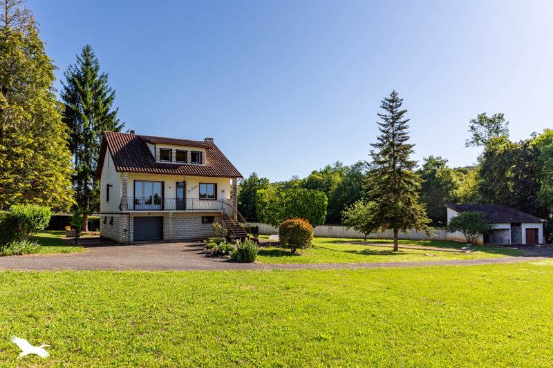 Vente Maison ST GERMAIN DES PRES - 6 pièces -140 m² - (24160)