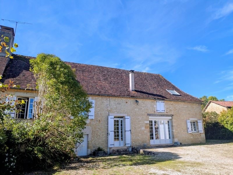 Vente Maison ST GERMAIN DES PRES - 6 pièces -109 m² - (24160)