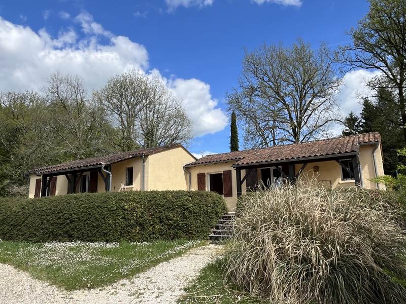Vente Maison SAVIGNAC LES EGLISES - 9 pièces -135 m² - (24420)