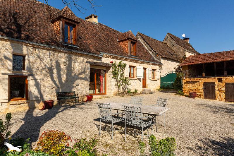 Vente Maison ST GERMAIN DES PRES - 7 pièces -149 m² - (24160)