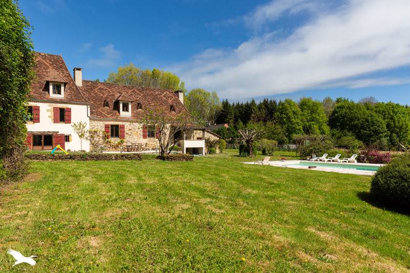 Vente Maison DUSSAC - 7 pièces -253 m² - (24270)