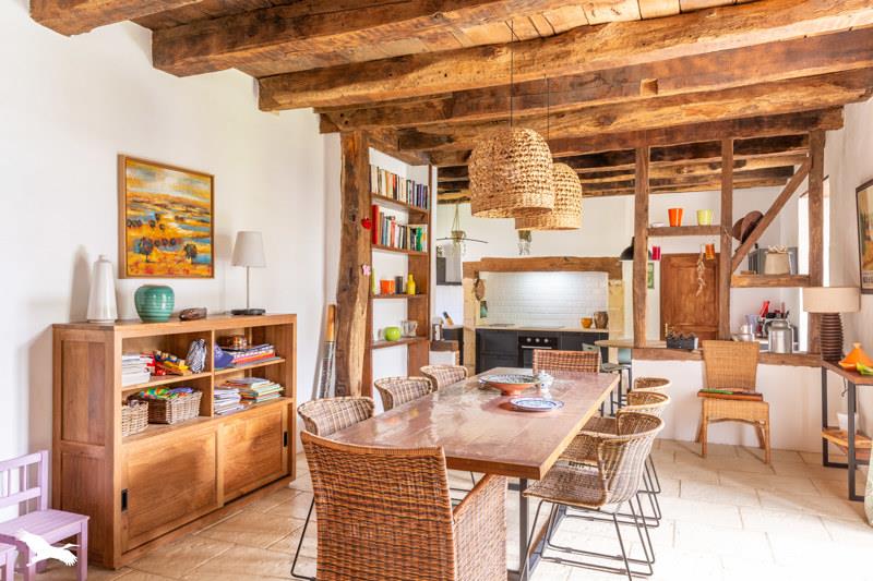 Vente Maison DUSSAC - 7 pièces -253 m² - (24270)