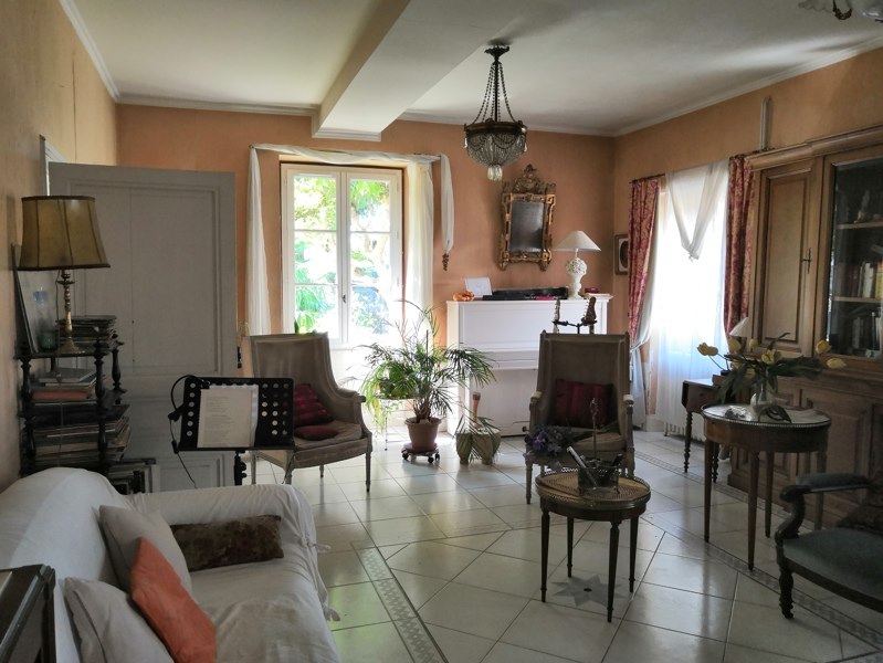Vente Maison EXCIDEUIL - 8 pièces -260 m² - (24160)
