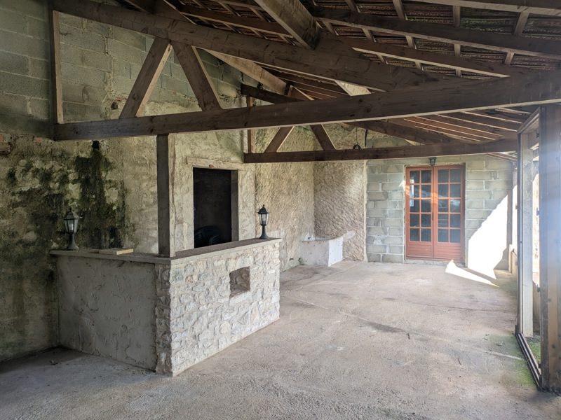 Vente Maison COULAURES - 9 pièces -198 m² - (24420)