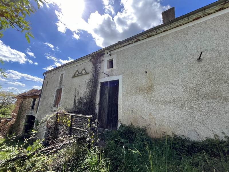 Vente Maison CHOURGNAC - 5 pièces -120 m² - (24640)