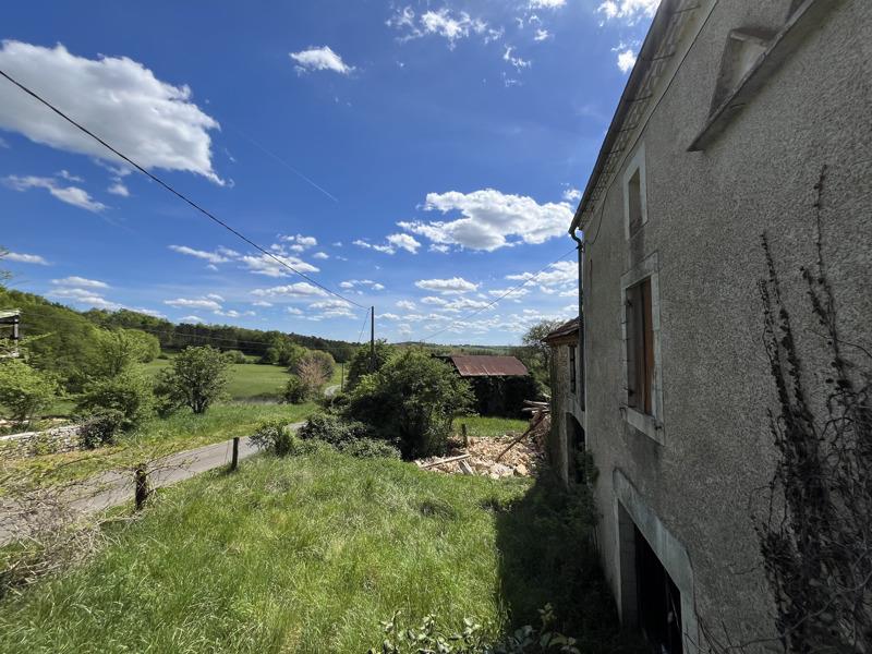 Vente Maison CHOURGNAC - 5 pièces -120 m² - (24640)