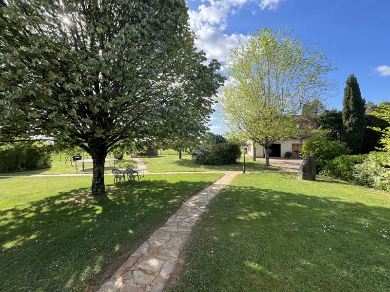 Vente Maison GENIS - 6 pièces -131 m² - (24160)