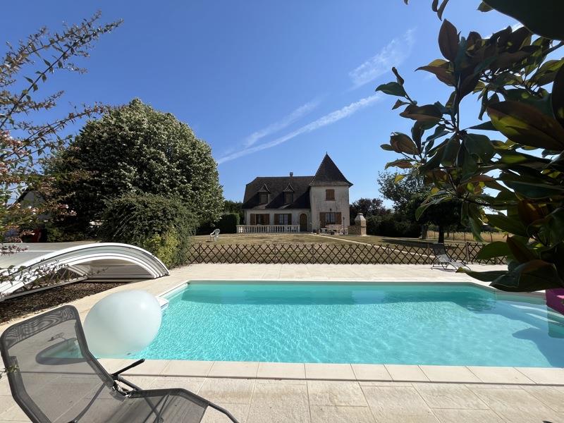 Vente Maison GENIS - 6 pièces -131 m² - (24160)