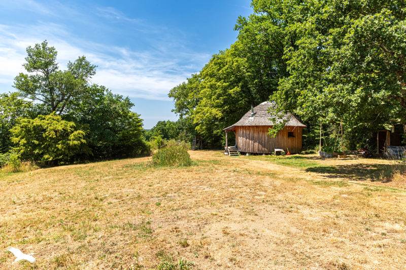 Vente Maison ST MESMIN - 9 pièces -163 m² - (24270)