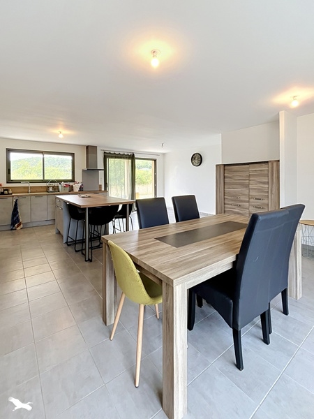 Vente Maison CUBJAC AUVEZERE VAL D ANS - 6 pièces -101 m² - (24640)