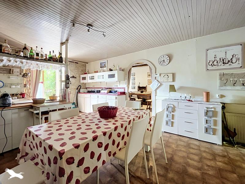 Vente Maison Cubjac-Auvézère-Val d'Ans - 6 pièces -104 m² - (24640)