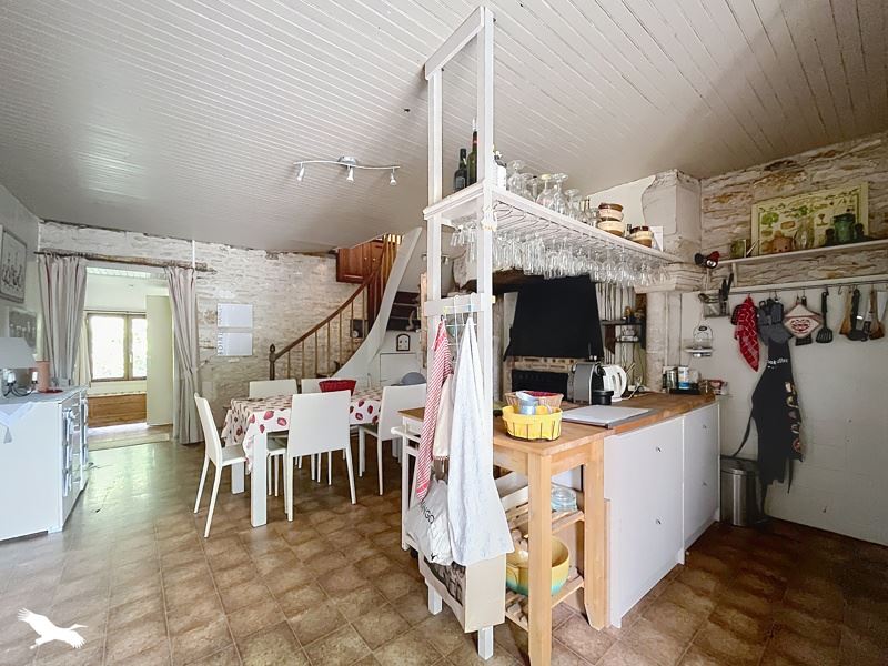 Vente Maison Cubjac-Auvézère-Val d'Ans - 6 pièces -104 m² - (24640)