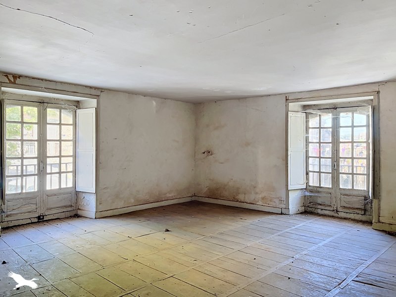Vente Immeuble Excideuil - -  247 m² - (24160)