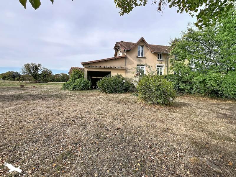 Vente Maison Génis 24160 7 pièces - 160 m²