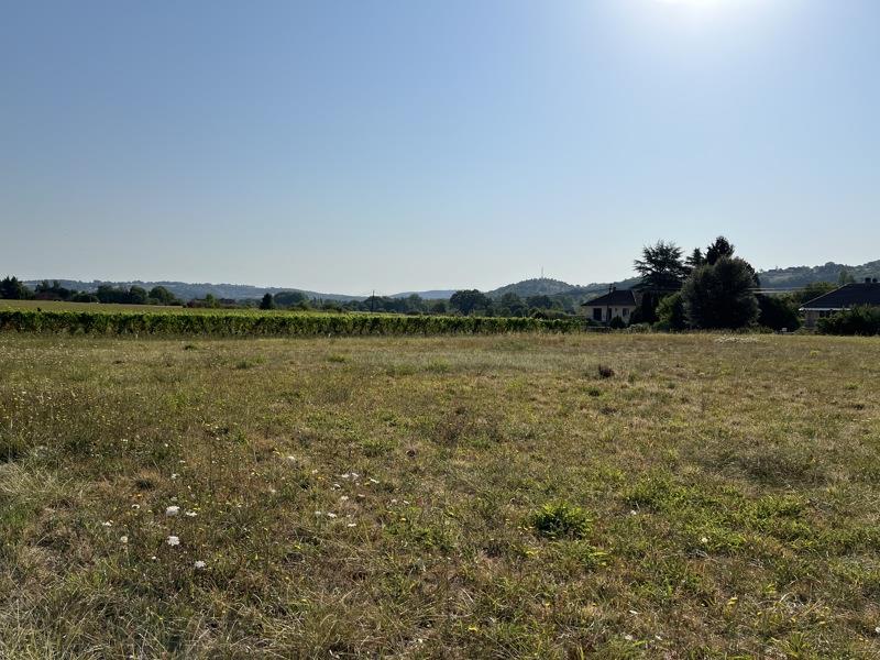 Terrain à vendre · à Limeuil · 54 703 €
