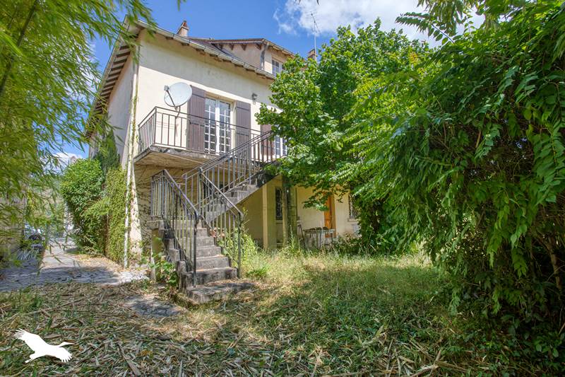 Vente Maison LE BUGUE - 10 pièces -240 m² - (24260)