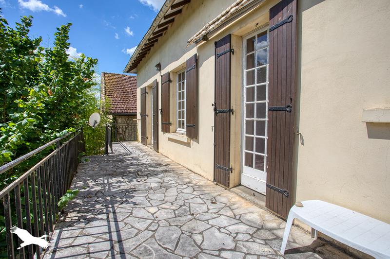 Maison 10 pièces 240 m² · à Le Bugue · 240 m² · 234 300 €