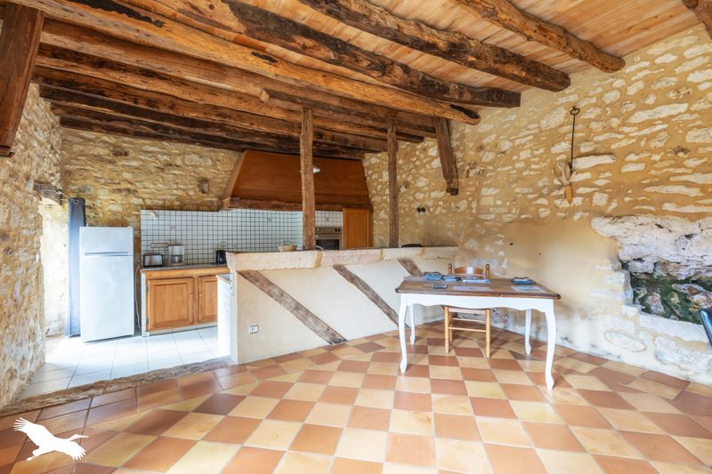 Vente Maison LES EYZIES - 3 pièces -101 m² - (24620)