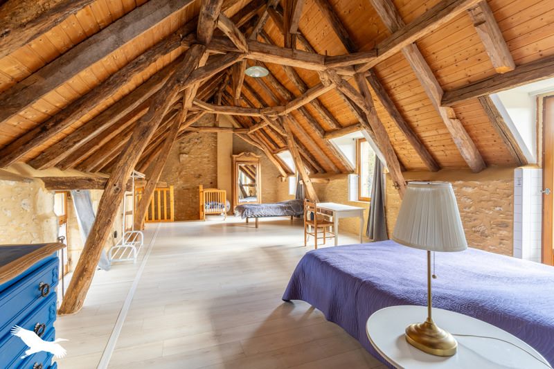 Vente Maison LES EYZIES - 3 pièces -101 m² - (24620)