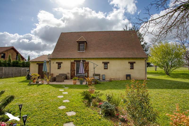 Vente Maison MEYRALS - 6 pièces -113 m² - (24220)