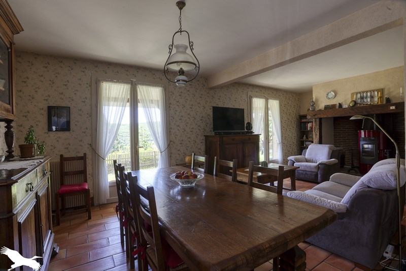 Vente Maison ST CYPRIEN - 9 pièces -165 m² - (24220)