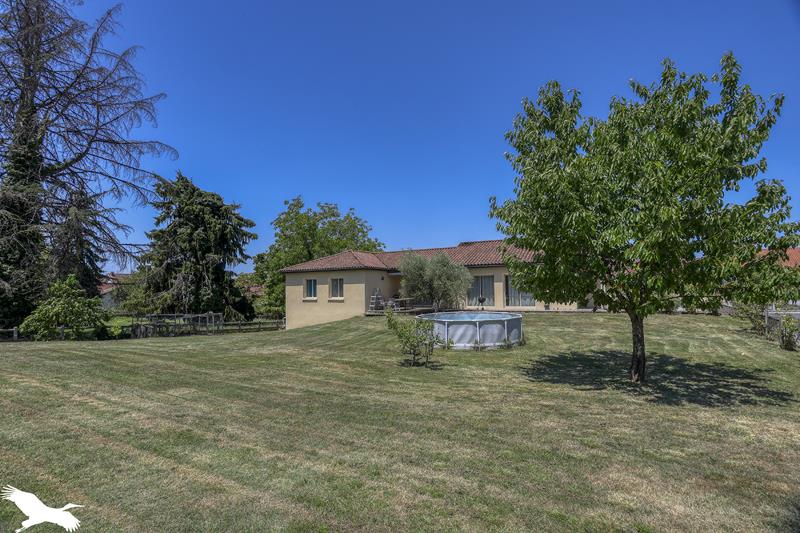 Vente Maison LE BUISSON DE CADOUIN - 6 pièces -170 m² - (24480)