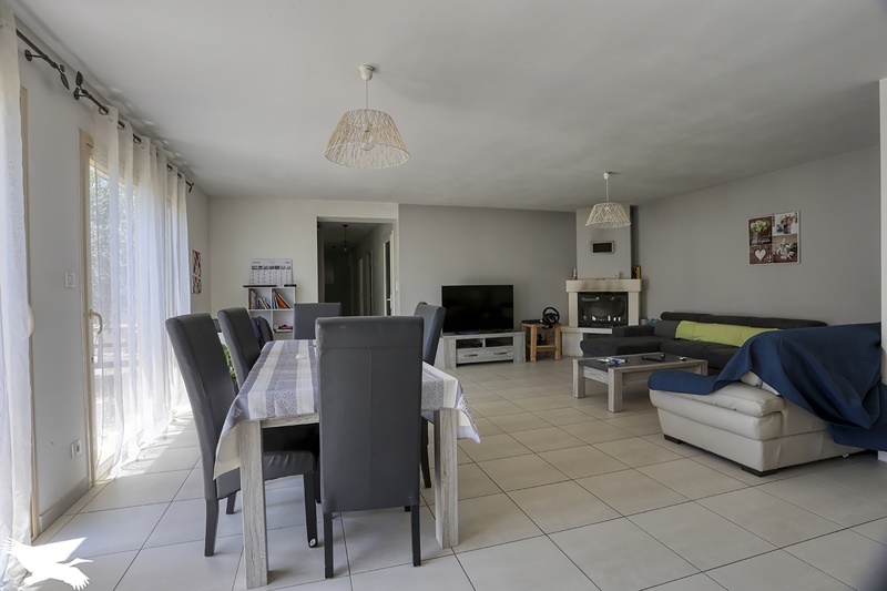 Vente Maison LE BUISSON DE CADOUIN - 6 pièces -170 m² - (24480)