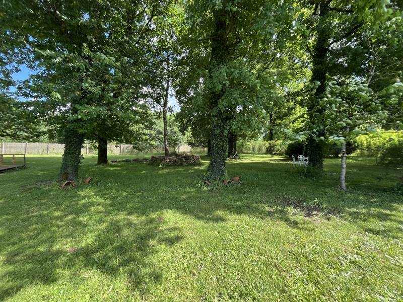 Vente Maison TREMOLAT - 5 pièces -188 m² - (24510)