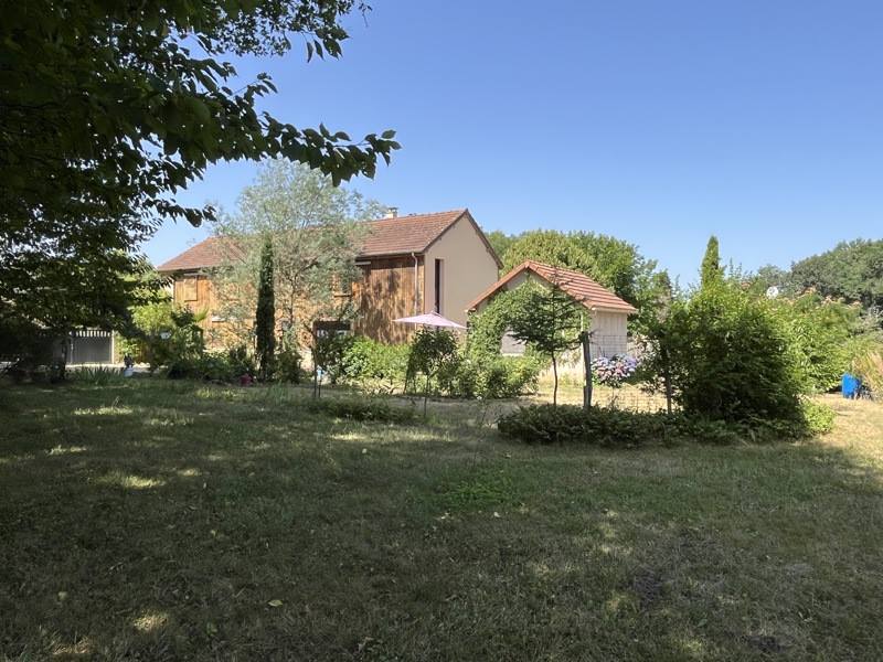 Maison 5 pièces 188 m² · à Trémolat · 188 m² · 379 000 €