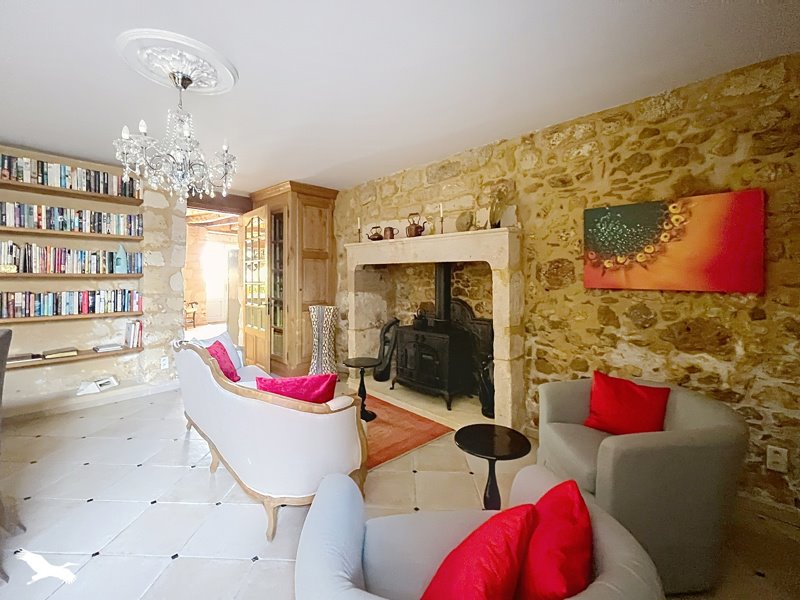 Vente Maison Saint-Cyprien - 7 pièces -225 m² - (24220)