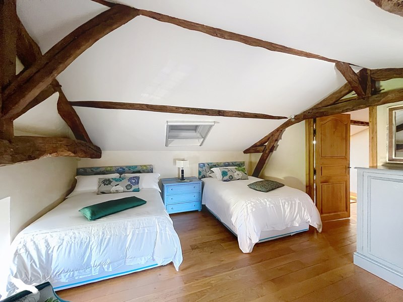 Vente Maison Saint-Cyprien - 7 pièces -225 m² - (24220)