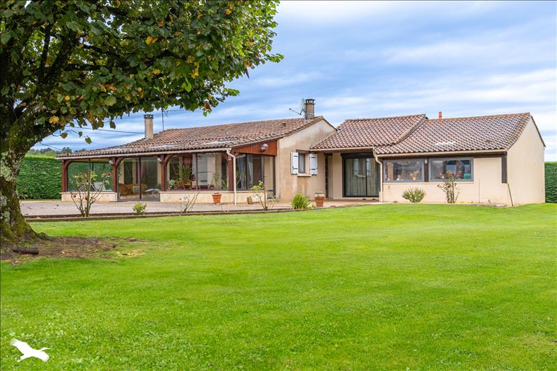 Vente Maison LAVALADE - 4 pièces -160 m² - (24540)