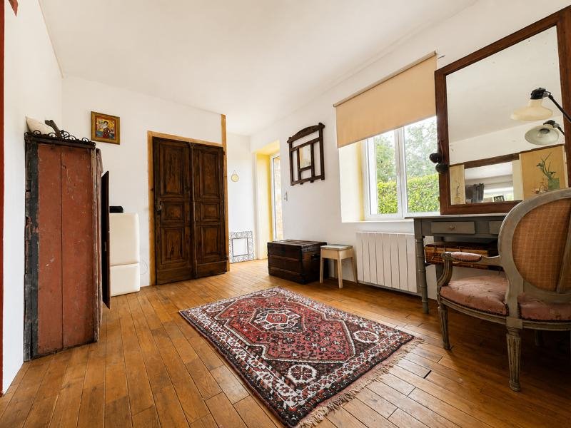 Vente Maison LALINDE - 7 pièces -213 m² - (24150)