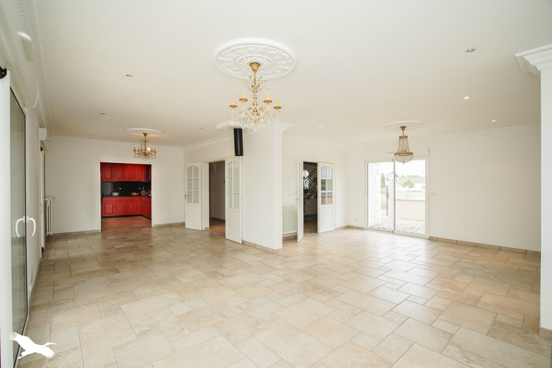 Vente Maison LA RICHE - 5 pièces -244 m² - (37520)