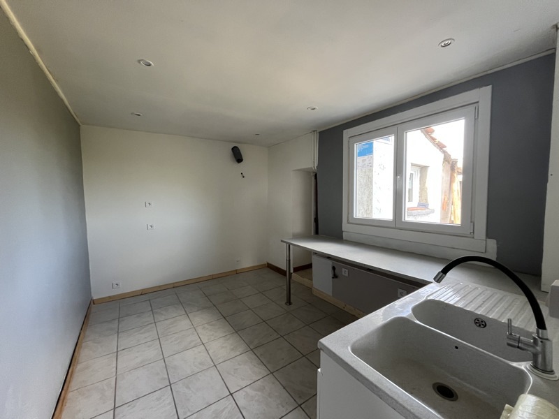 Vente Maison LA BERTHENOUX - 4 pièces -86 m² - (36400)