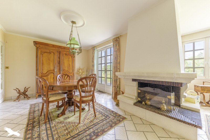Vente Maison LA CHATRE - 7 pièces -162 m² - (36400)