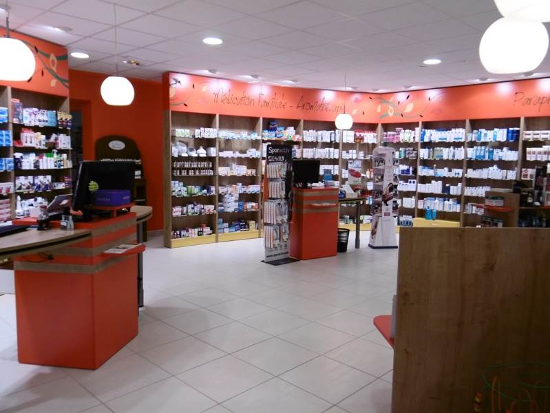 Vente Local commercial La Châtre - -  250 m² - (36400)