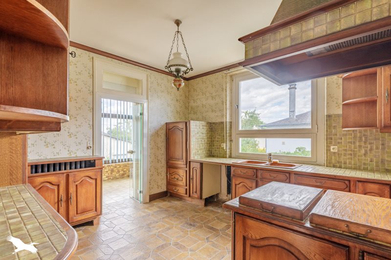 Vente Maison LA CHATRE - 5 pièces -152 m² - (36400)