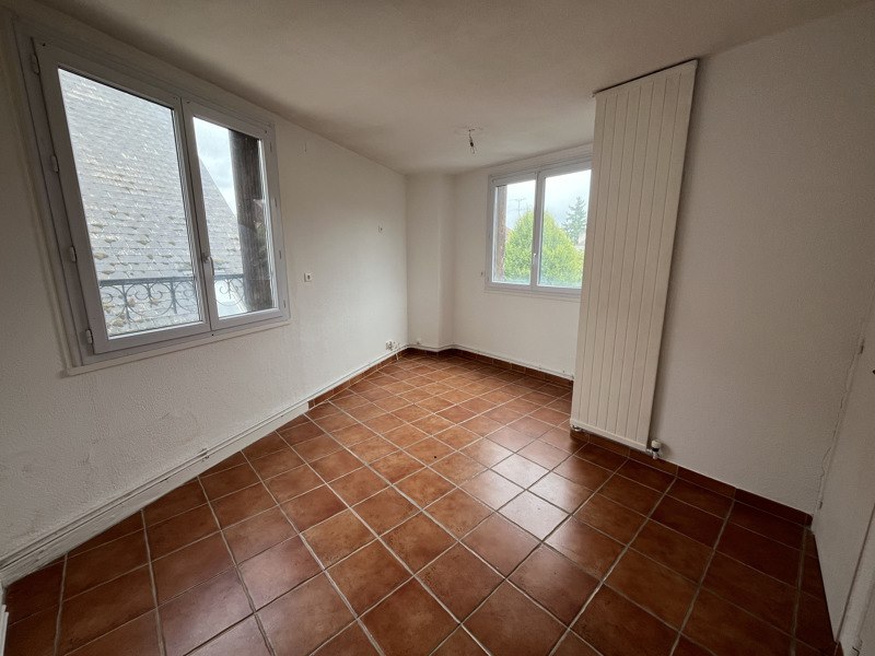 Vente Maison LA CHATRE - 4 pièces -111 m² - (36400)