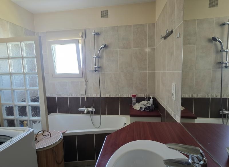 Vente Maison LA CHATRE - 9 pièces -158 m² - (36400)