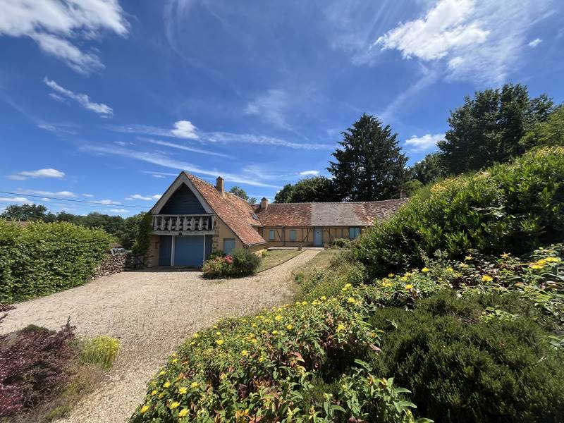 Vente Maison LE MAGNY - 4 pièces -170 m² - (36400)