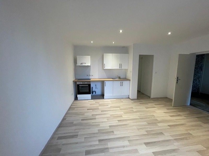 Vente Immeuble La Châtre - -  186 m² - (36400)