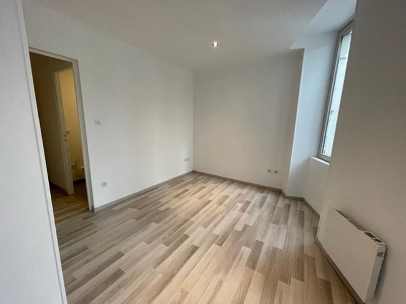 Vente Immeuble La Châtre - -  186 m² - (36400)
