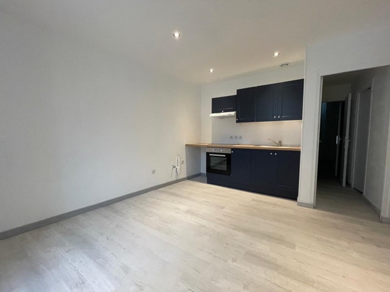 Vente Immeuble La Châtre - -  186 m² - (36400)