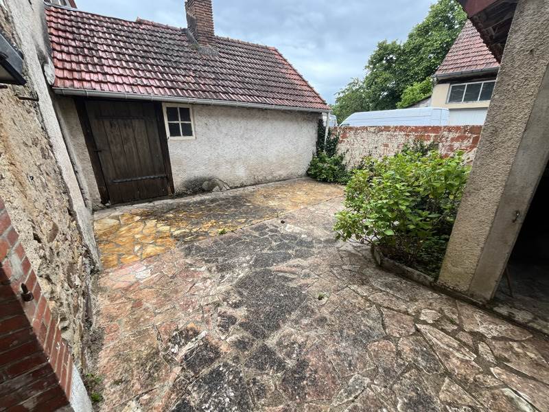 Vente Maison ST DENIS DE JOUHET - 7 pièces -116 m² - (36230)