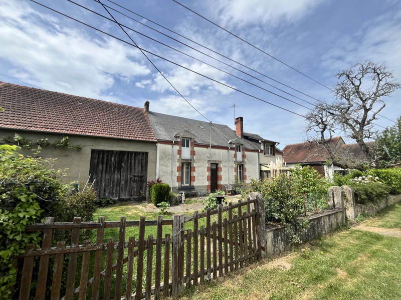 Vente Maison ST DENIS DE JOUHET - 7 pièces -138 m² - (36230)