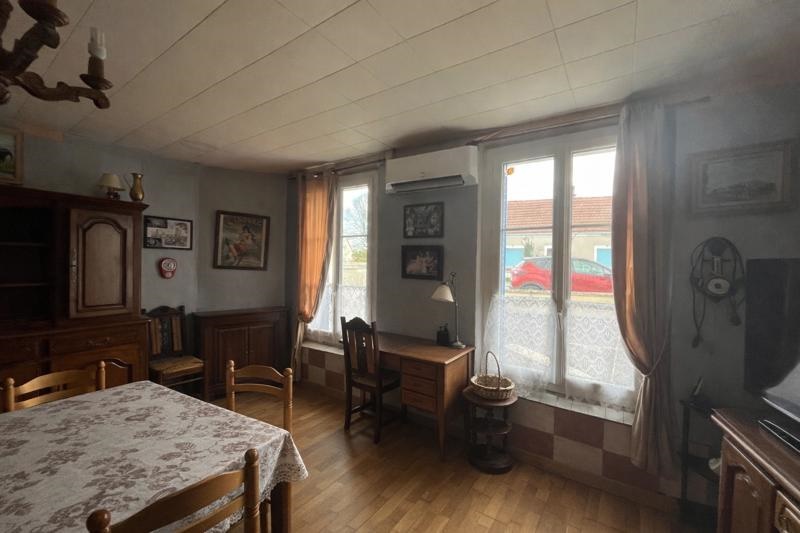 Vente Maison Châteaumeillant - 3 pièces -65 m² - (18370)