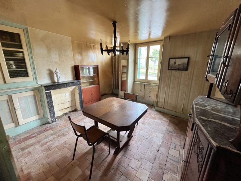 Vente Maison ST DENIS DE JOUHET - 7 pièces -116 m² - (36230)